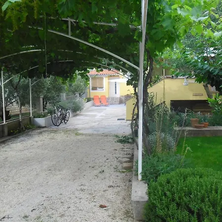 With A Parking Space - 18899 * Zadar